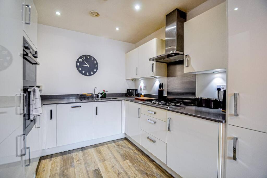 Entire House Sleeps 8 Near The River Thames Maidenhead Exteriör bild