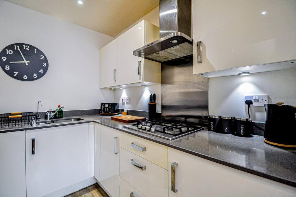 Entire House Sleeps 8 Near The River Thames Maidenhead Exteriör bild