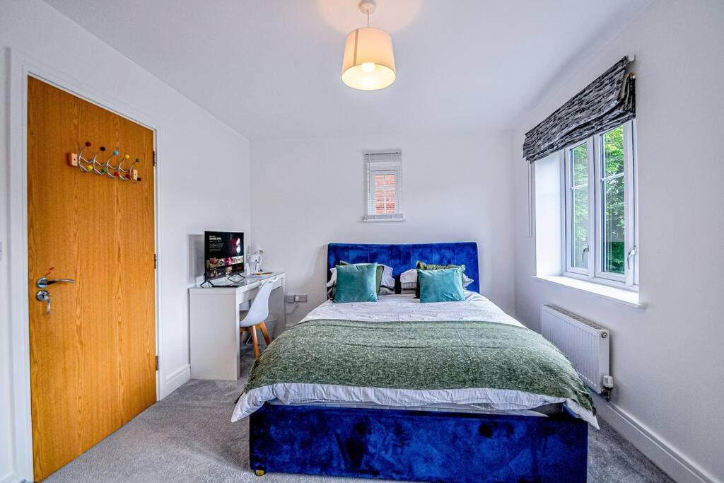 Entire House Sleeps 8 Near The River Thames Maidenhead Exteriör bild