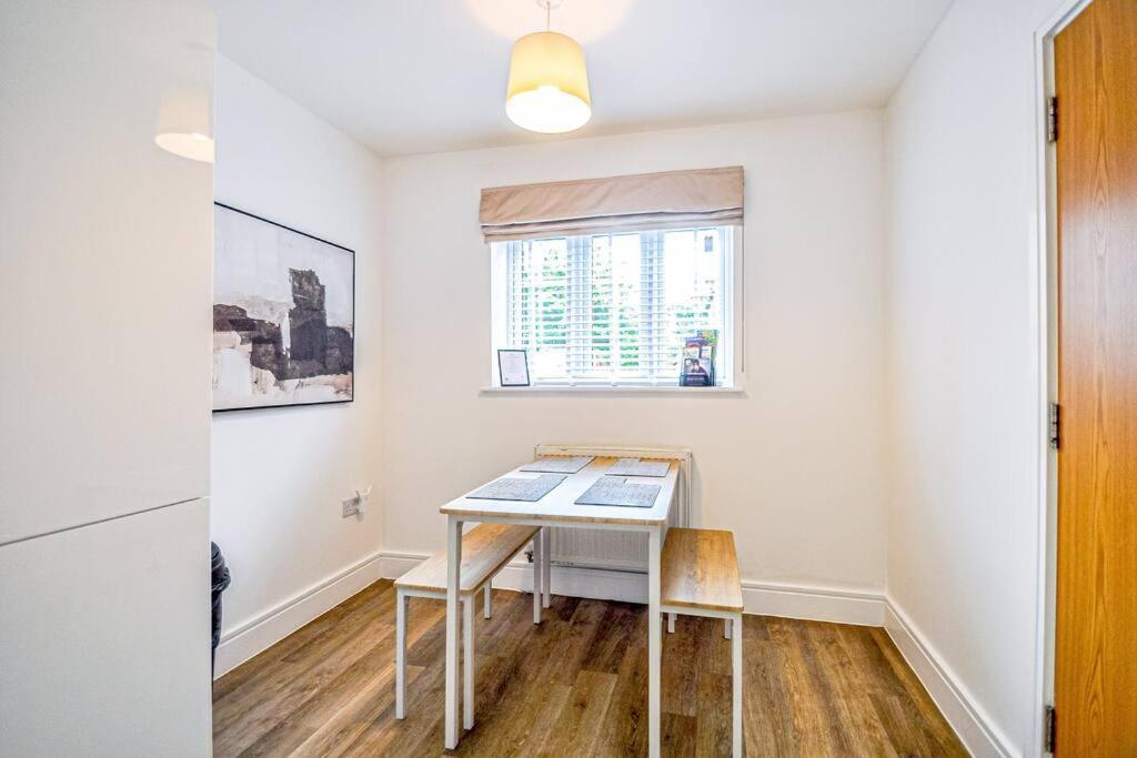 Entire House Sleeps 8 Near The River Thames Maidenhead Exteriör bild