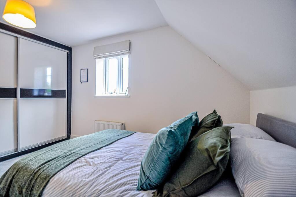 Entire House Sleeps 8 Near The River Thames Maidenhead Exteriör bild