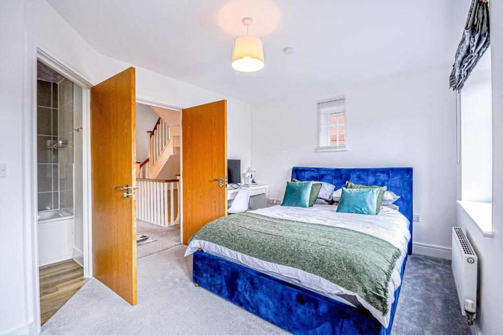 Entire House Sleeps 8 Near The River Thames Maidenhead Exteriör bild