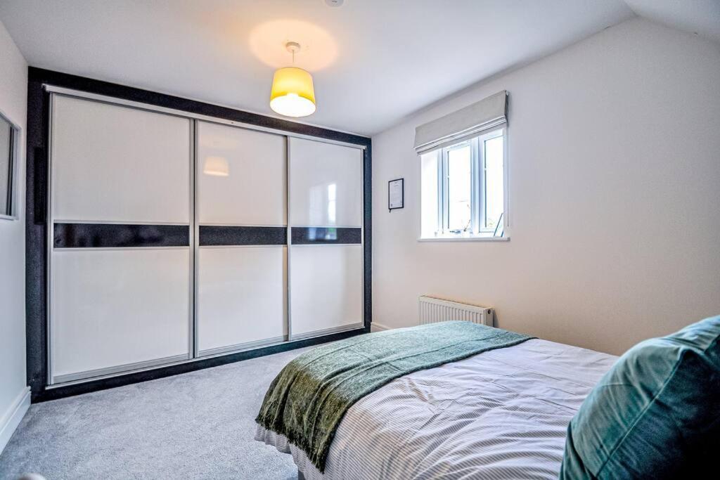 Entire House Sleeps 8 Near The River Thames Maidenhead Exteriör bild