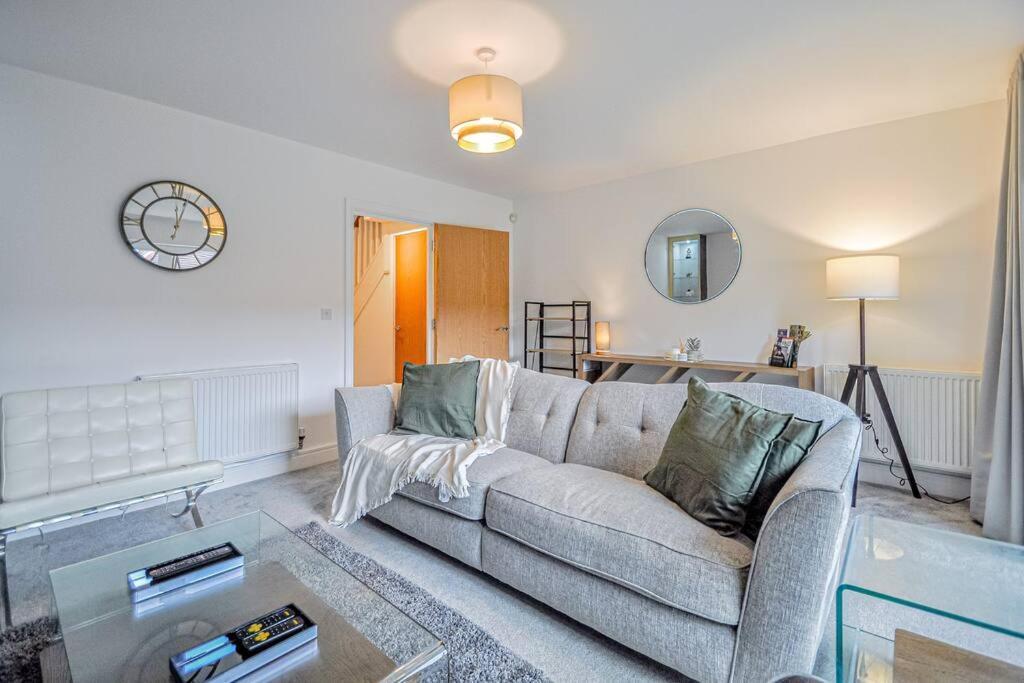 Entire House Sleeps 8 Near The River Thames Maidenhead Exteriör bild